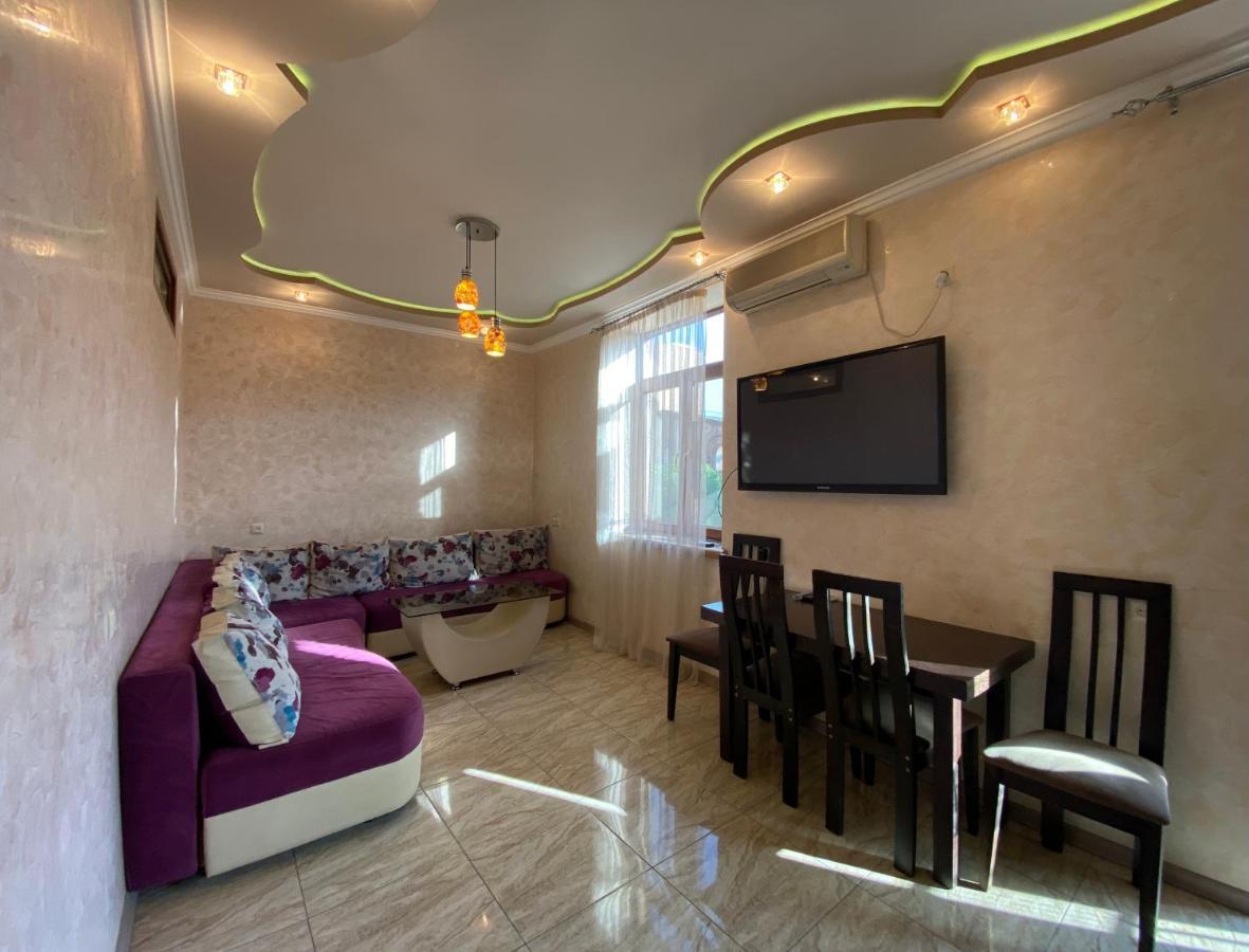 Amiryan Street 1 Bedroom Deluxe Apartment With Balcony Am104 Ereván Exterior foto